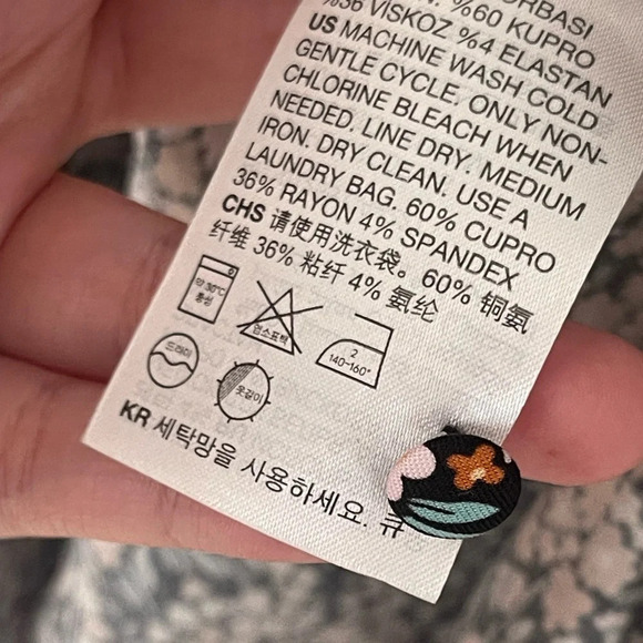 & Other Stories | Wrap Shirt Dress in Dark Floral - Picture 6 of 7